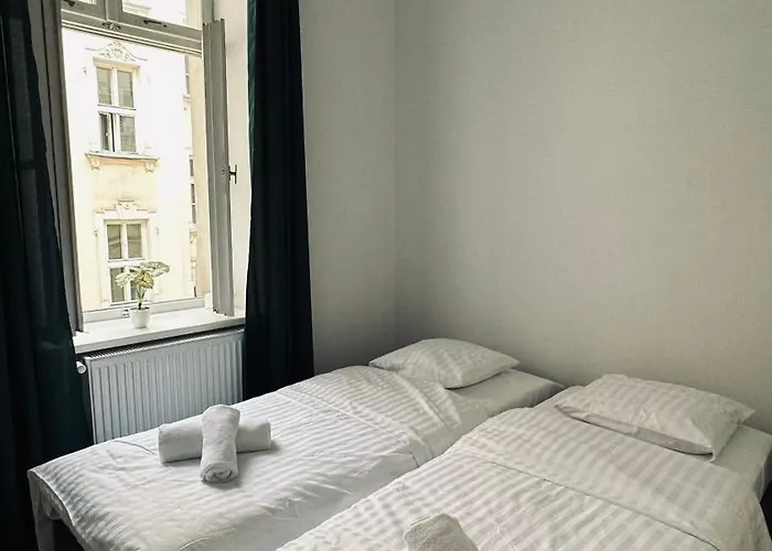 Kamienica Srodmiescie Apartment 18B