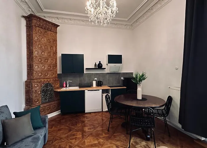 Kamienica Srodmiescie Apartment 18B